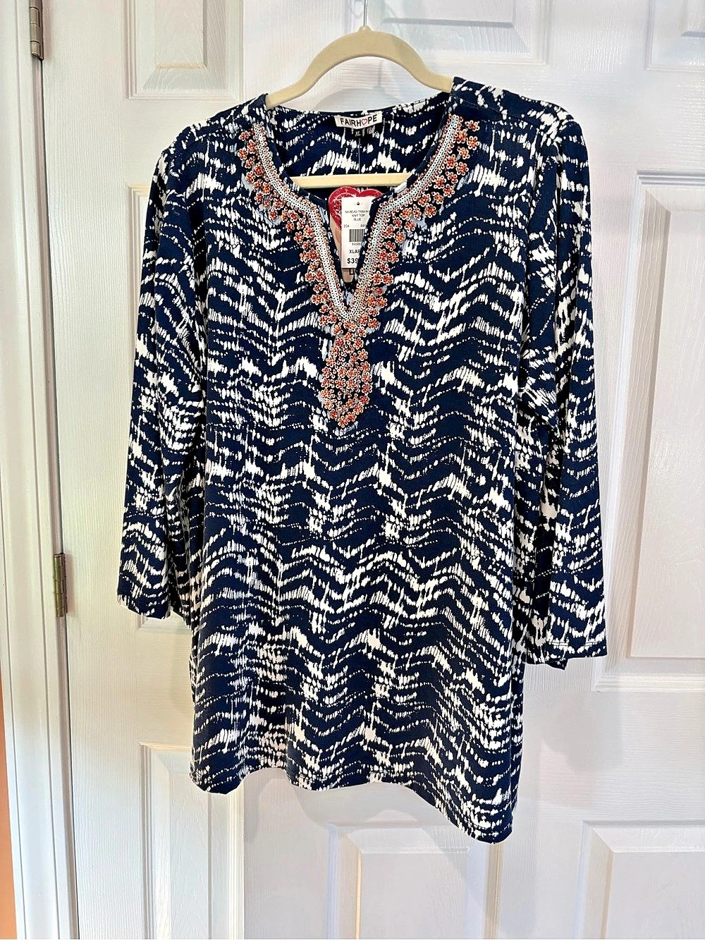 Fairhope NA BEAD TRIM 1KAT KNIT TOP Beaded Abstract Knit Top in Blue & White XL